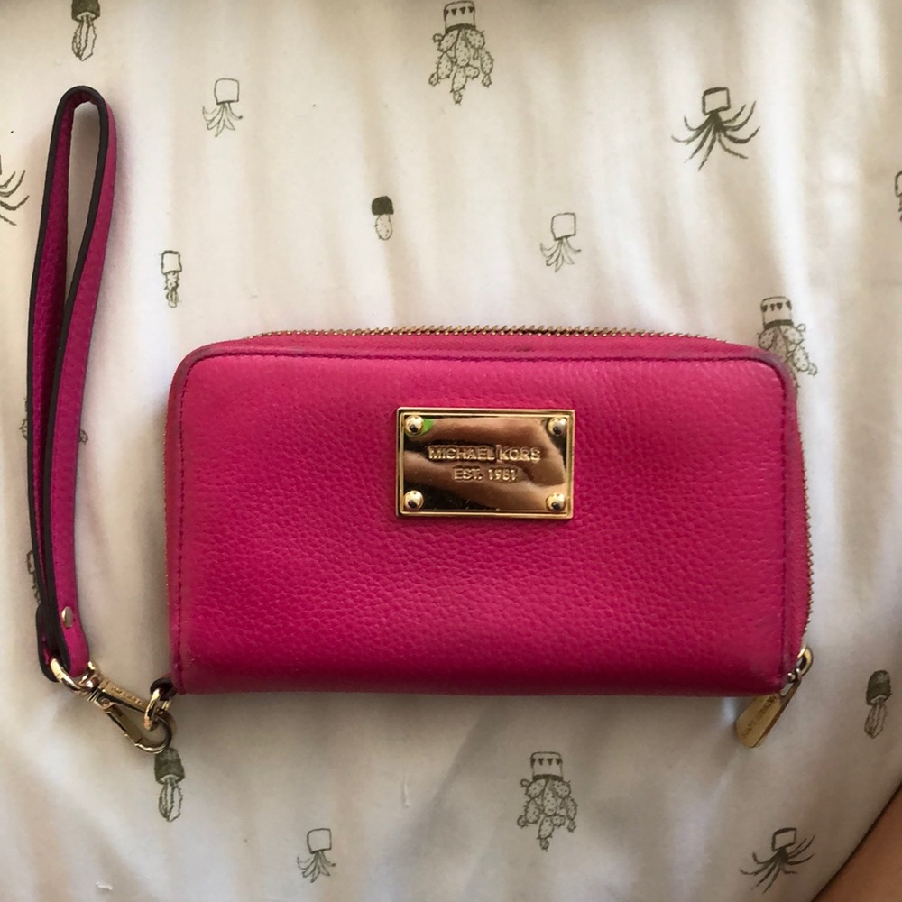 Michael Kors Pink Wristlet Wallet
